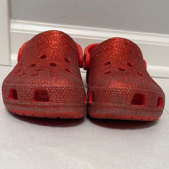 Red glitter crocs - Picture 2 of 7